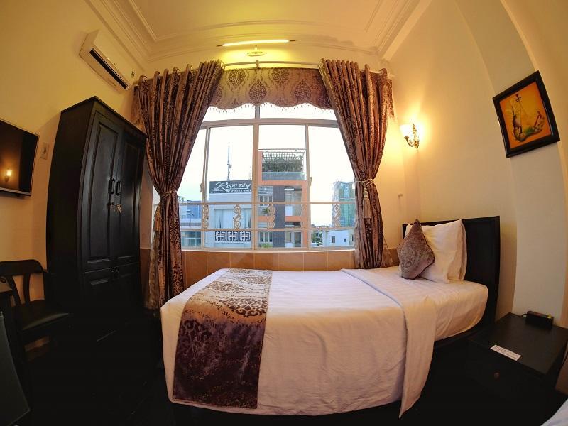 Evelyn Hotel Дананг Экстерьер фото